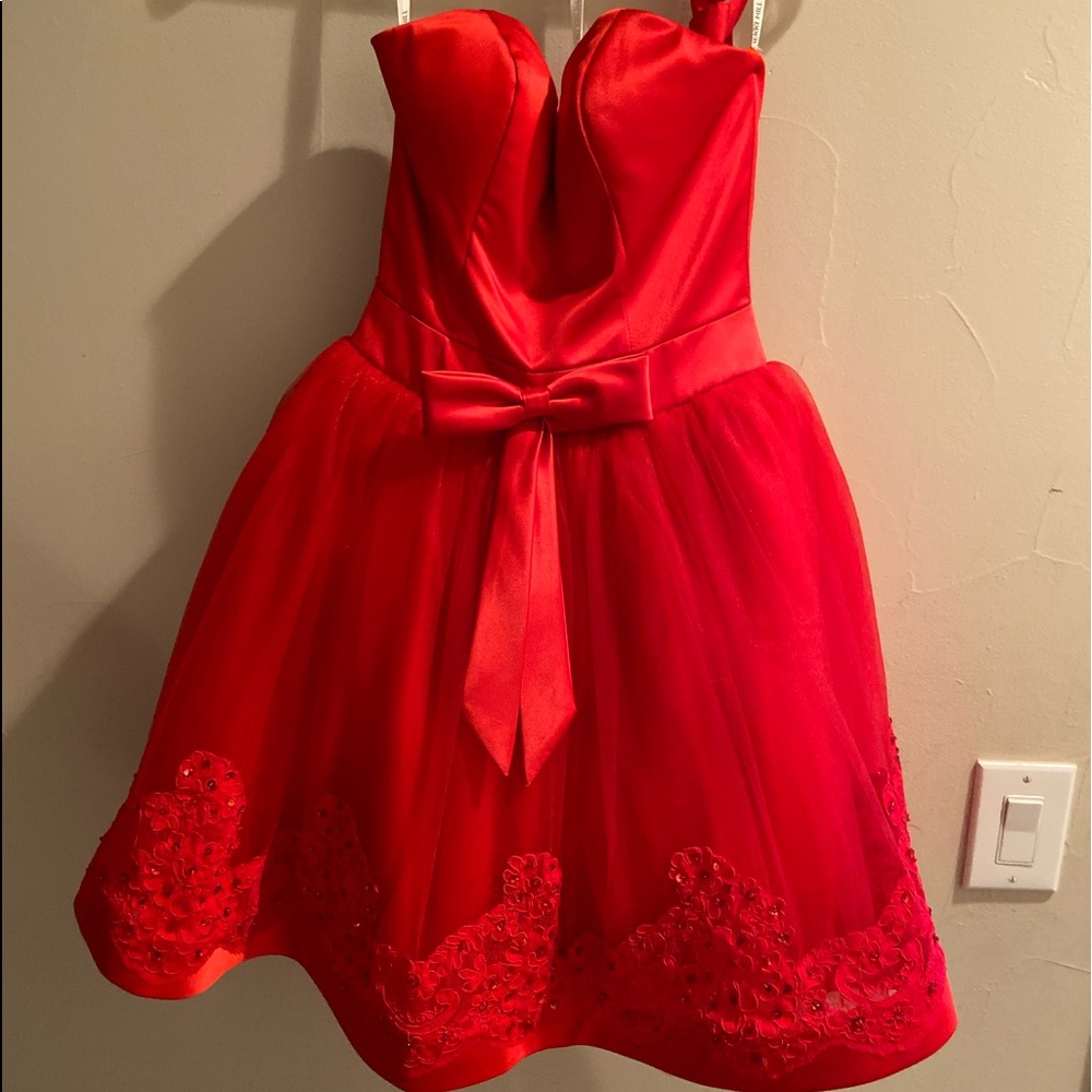 red sherrie hill dress/ Sadie robertson line
